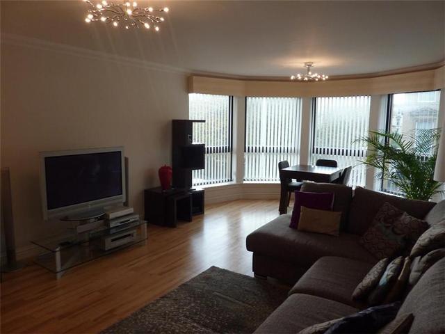  Image of 1 bedroom Flat to rent in Great Western Road Glasgow G4 at St Georges Cross Glasgow Glasgow, G4 9AD