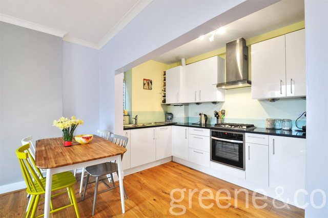 Image of 2 bedroom Flat to rent in Greencroft Gardens London NW6 at South Hampstead London South Hampstead, NW6 3JF