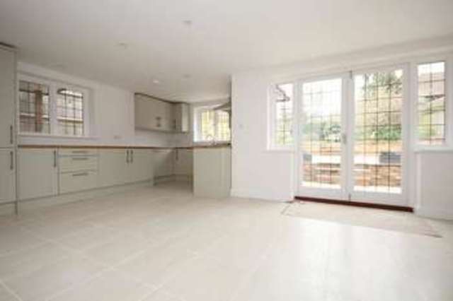  Image of 3 bedroom Semi-Detached house to rent in Thames Street Sonning Reading RG4 at Thames Street Sonning Reading, RG4 6UX
