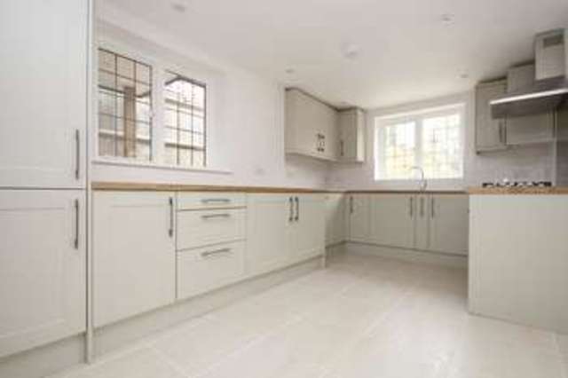  Image of 3 bedroom Semi-Detached house to rent in Thames Street Sonning Reading RG4 at Thames Street Sonning Reading, RG4 6UX