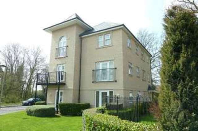  Image of 2 bedroom Flat for sale in Greenwich Road Shinfield Reading RG2 at Greenwich Road  Reading, RG2 9FJ