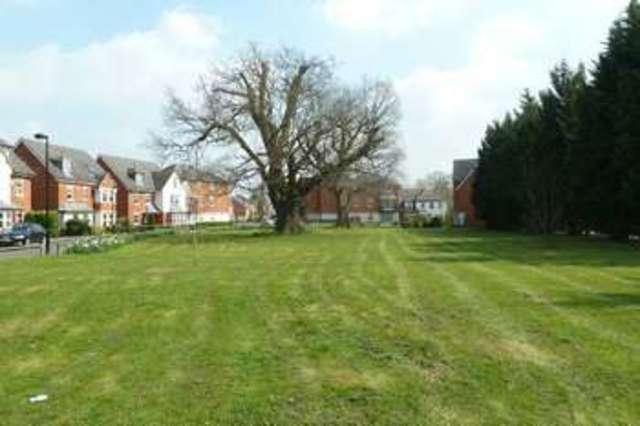  Image of 2 bedroom Flat for sale in Greenwich Road Shinfield Reading RG2 at Greenwich Road  Reading, RG2 9FJ