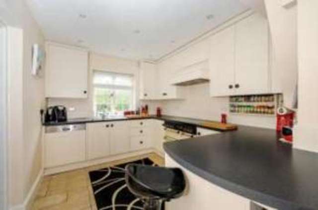  Image of 2 bedroom Detached house for sale in High Road Epping CM16 at High Road Epping Epping, CM16 4DH