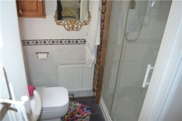  Image of 1 bedroom Flat for sale in Grosvenor Crescent St. Leonards-on-Sea TN38 at East Sussex, TN38 0BX
