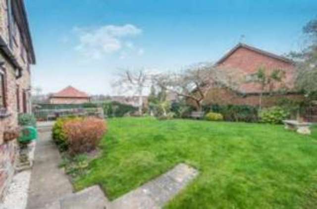  Image of 4 bedroom Detached house for sale in Tansy Close Guildford GU4 at Guildford Surrey West Clandon, GU4 7XN
