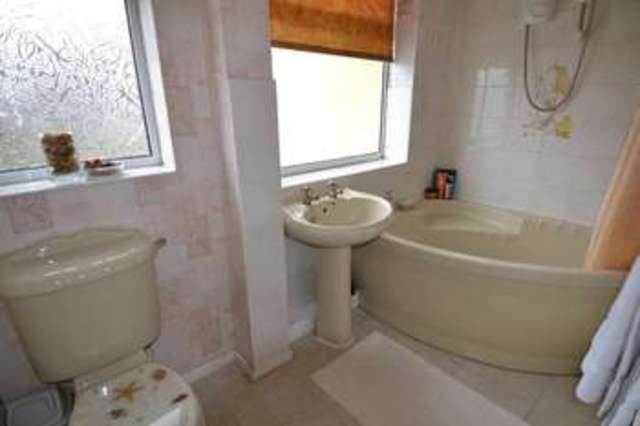  Image of 3 bedroom Town House for sale in Guiting Road Northfield Birmingham B29 at Guiting Road Selly Oak Birmingham, B29 4RA