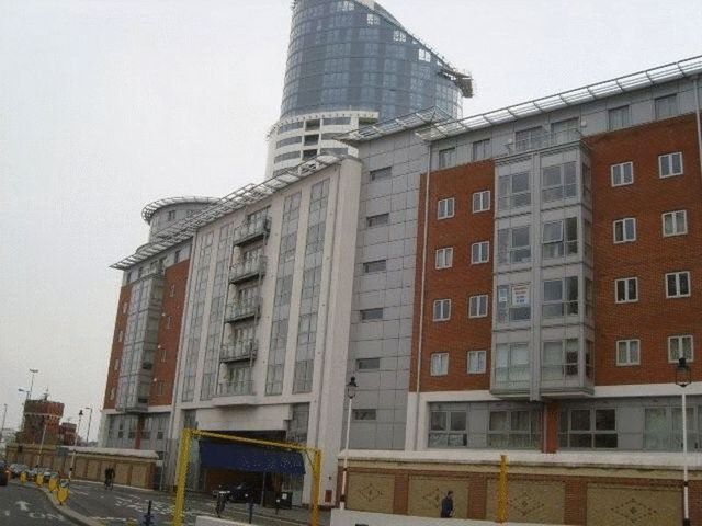  Image of 1 bedroom Flat to rent in Gunwharf Quays Portsmouth PO1 at Gunwharf Quays  Portsmouth, PO1 3SG