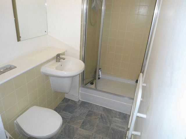  Image of 1 bedroom Flat to rent in Gunwharf Quays Portsmouth PO1 at Gunwharf Quays  Portsmouth, PO1 3SG