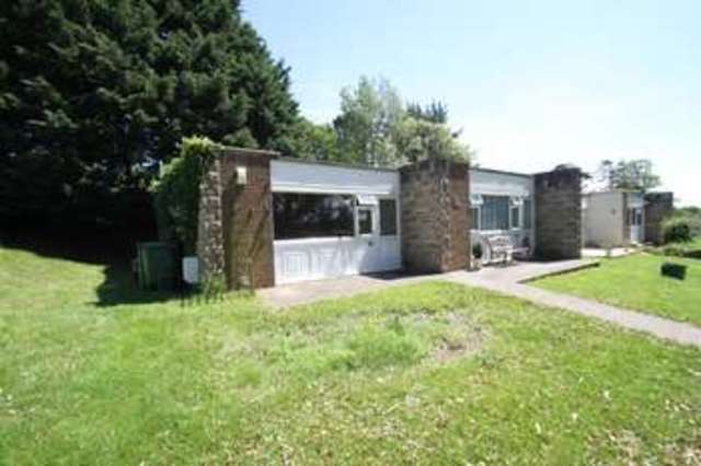  Image of 2 bedroom Bungalow to rent in Gurnard Pines Cockleton Lane Gurnard Cowes PO31 at Cockleton Lane  Gurnard, PO31 8RA