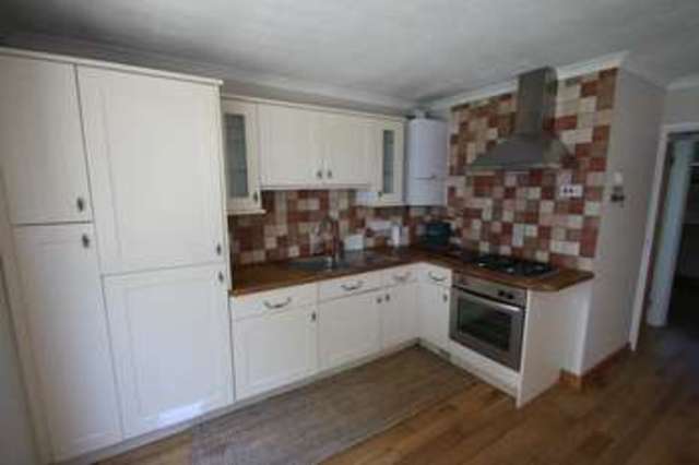  Image of 2 bedroom Bungalow to rent in Gurnard Pines Cockleton Lane Gurnard Cowes PO31 at Cockleton Lane  Gurnard, PO31 8RA