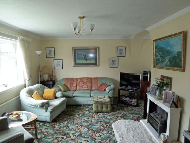  Image of 3 bedroom Detached house for sale in Hall View Mattersey Doncaster DN10 at Hall View Mattersey Doncaster, DN10 5HY