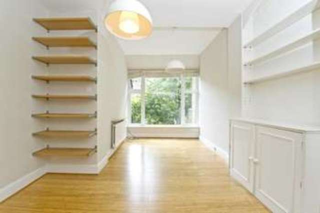  Image of 2 bedroom Property to rent in Hammersmith Grove London W6 at Hammersmith Grove  London, W6 0NJ