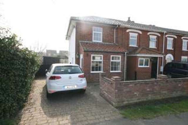  Image of 2 bedroom Property for sale in Hargham Road Attleborough NR17 at Hargham Road  Attleborough, NR17 2HQ