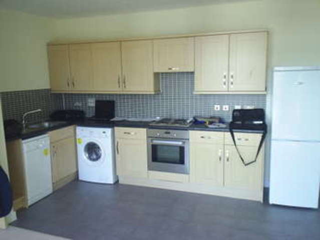  Image of 2 bedroom Flat to rent in Harry Zeital Way London E5 at London, E5 9RE