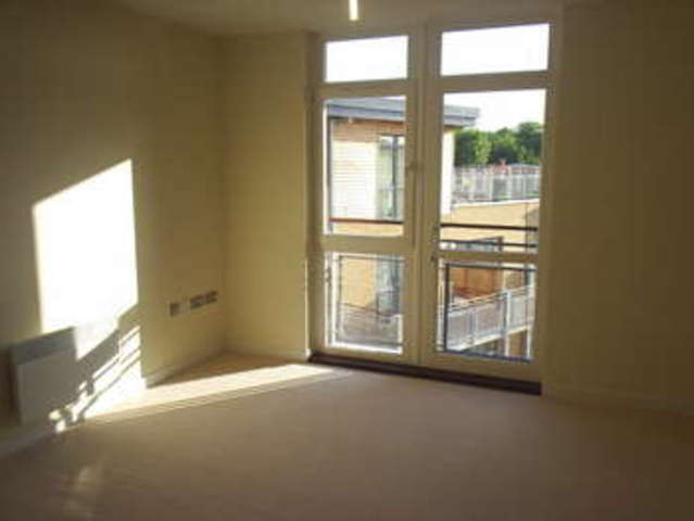 Image of 2 bedroom Flat to rent in Harry Zeital Way London E5 at London, E5 9RE