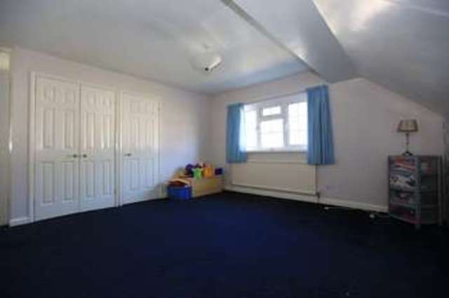  Image of 5 bedroom Detached house for sale in Kingsland Garden Close Plymouth PL3 at Mannamead Plymouth Devon, PL3 5NR