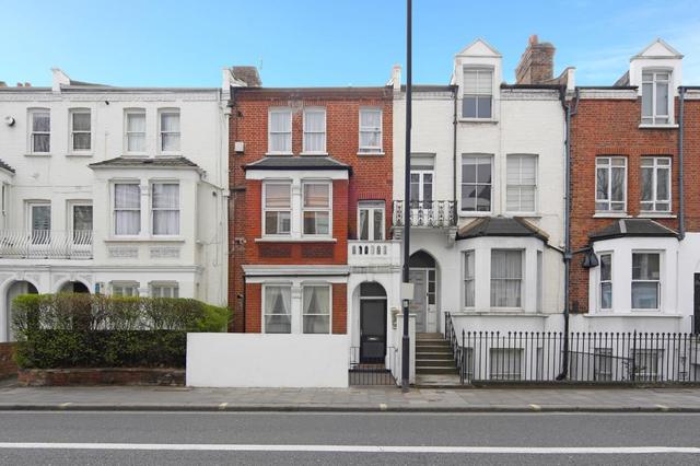  Image of 1 bedroom Flat for sale in Harwood Road London SW6 at Harwood Road  Fulham, SW6 4QH