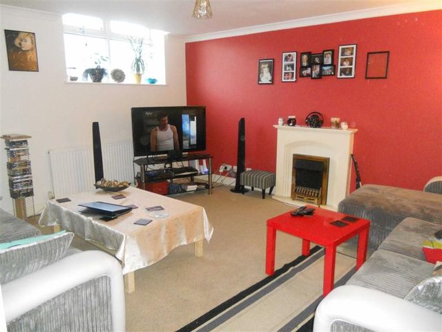  Image of 2 bedroom Flat for sale in Haviland Road Boscombe Bournemouth BH7 at Haviland Place Bournemouth Bournemouth, BH7 6HW