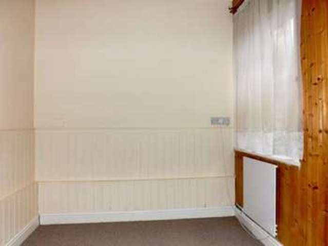  Image of 1 bedroom Flat for sale in Heene Terrace Worthing BN11 at Worthing Worthing, BN11 3NT