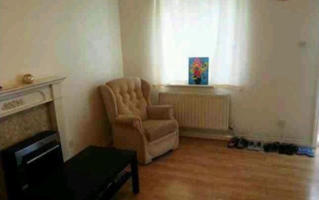  Image of 2 bedroom Semi-Detached house to rent in Heneage Street Birmingham B7 at Nechells  Birmingham, B7 4NF