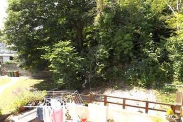  Image of 1 bedroom Flat to rent in Highfield Close Plymouth PL3 at Plymouth, PL3 6HW