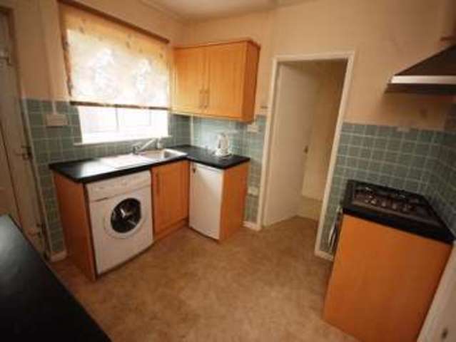  Image of 3 bedroom Terraced house to rent in Hilary Close Widnes WA8 at Hilary Close  Widnes, WA8 3HT