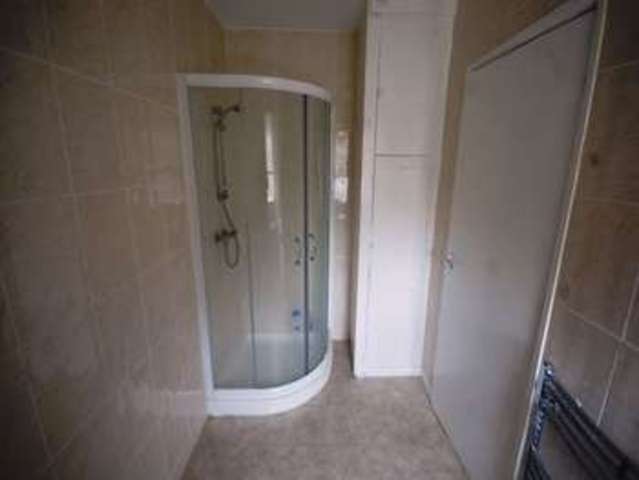  Image of 3 bedroom Terraced house to rent in Hilary Close Widnes WA8 at Hilary Close  Widnes, WA8 3HT