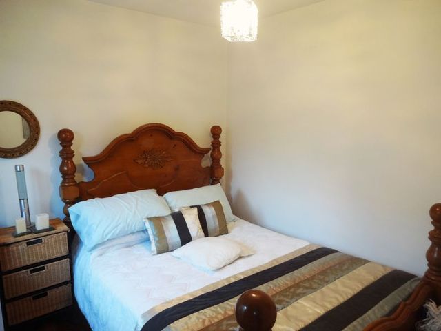  Image of 2 bedroom Detached house for sale in Hill Head Close Glastonbury BA6 at Hill Head Close  Glastonbury, BA6 8AL