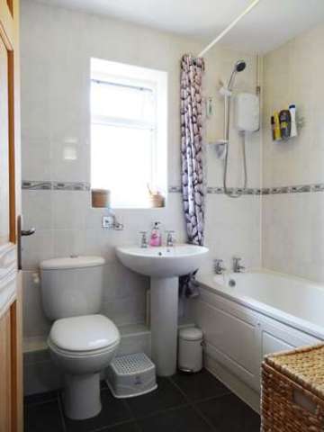  Image of 3 bedroom Semi-Detached house for sale in Hillborne Gardens Yeovil BA21 at Yeovil, BA21 3SA