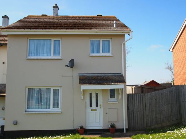  Image of 3 bedroom Terraced house for sale in Hillrise Galmpton Brixham TQ5 at Hillrise Galmpton Brixham, TQ5 0PP