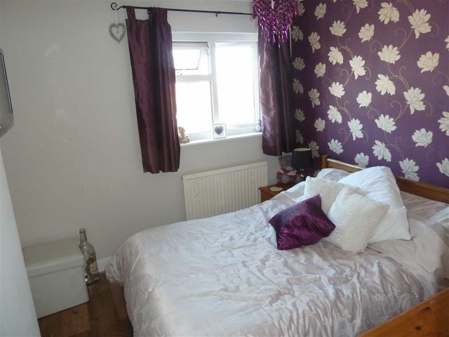  Image of 1 bedroom Property to rent in Hillside Park Westbury BA13 at Hillside Park Westbury Westbury, BA13 3QU