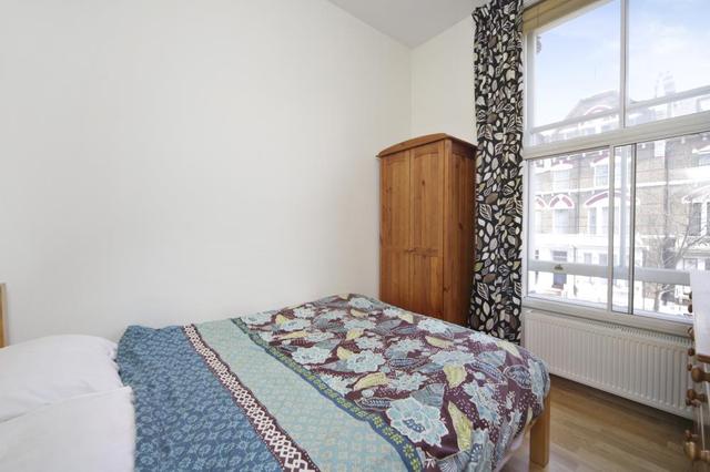  Image of 1 bedroom Flat to rent in Holland Road London W14 at Holland Road  London, W14 8HL