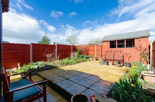  Image of 2 bedroom Detached house for sale in Holly Close Horncastle LN9 at Holly Close  Horncastle, LN9 5EX