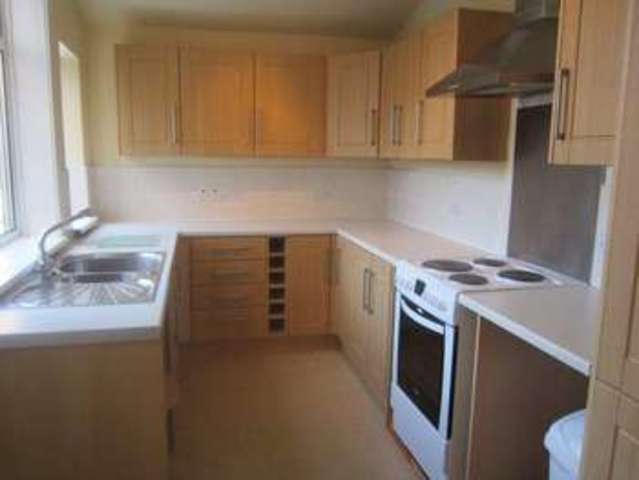  Image of 2 bedroom Terraced house to rent in Holyoake Road Walkden Manchester M28 at Holyoake Road Worsley Manchester, M28 3DL
