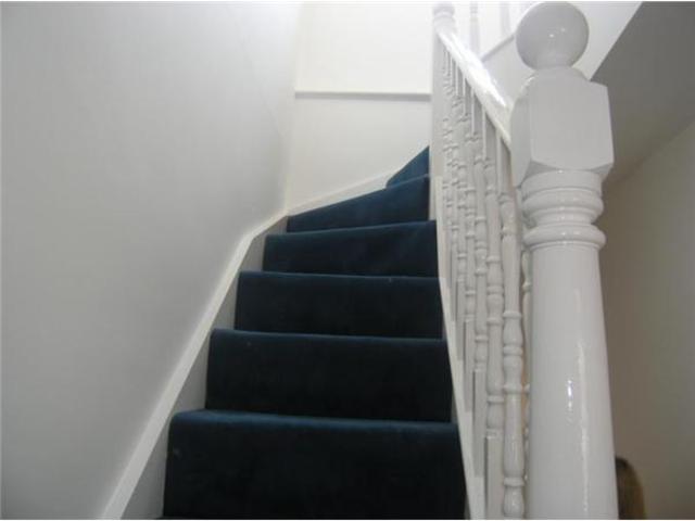  Image of 2 bedroom Flat to rent in Holyport Road London SW6 at Holyport Road  Fulham SW6, SW6 6LZ