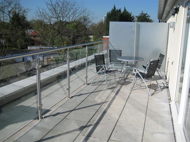  Image of 2 bedroom Property to rent in Homefield Place Croydon CR0 at Homefield Place Croydon Surrey, CR0 5PN