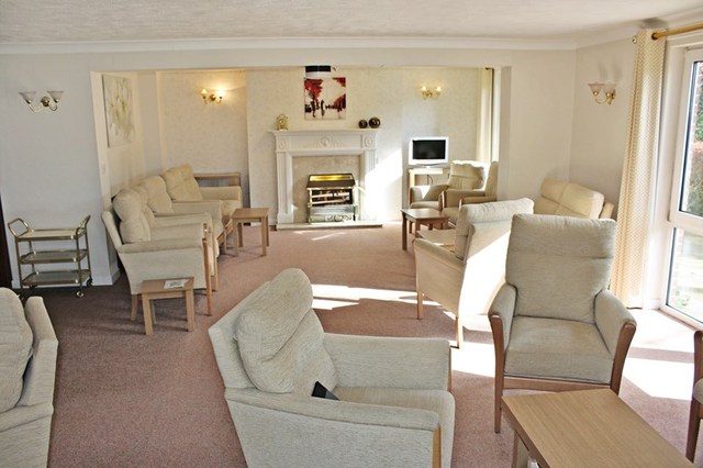  Image of 2 bedroom Retirement Property for sale in Jews Walk London SE26 at Jews Walk  Sydenham, SE26 4NN