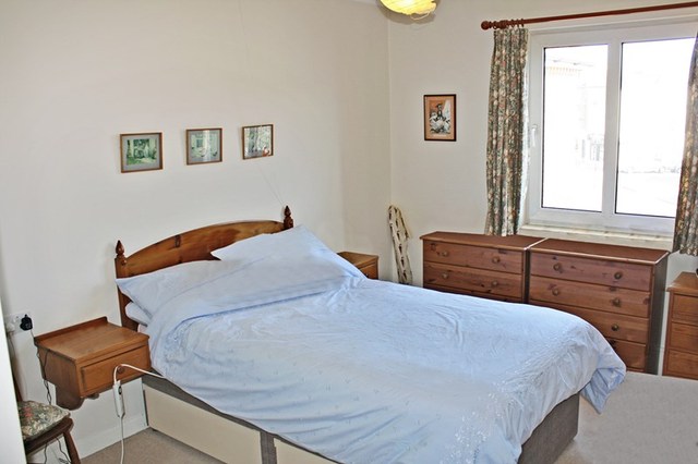  Image of 2 bedroom Retirement Property for sale in Jews Walk London SE26 at Jews Walk  Sydenham, SE26 4NN