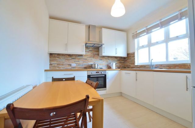  Image of 1 bedroom Property to rent in Amhurst Road London E8 at Amhurst Road  London, E8 1LN