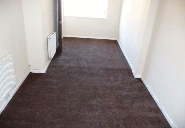  Image of 3 bedroom Detached house to rent in Hughenden Road Slough SL1 at Hughenden Road  Slough, SL1 3EU
