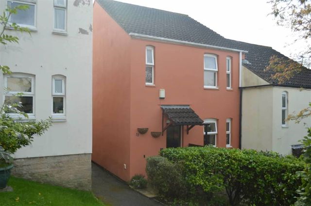  Image of 3 bedroom Property for sale in Huish Court Radstock BA3 at Huish Court Radstock Radstock, BA3 3LR