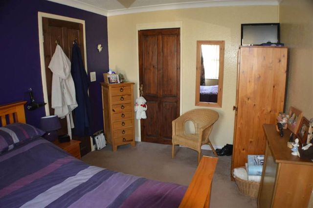  Image of 3 bedroom Property for sale in Huish Court Radstock BA3 at Huish Court Radstock Radstock, BA3 3LR