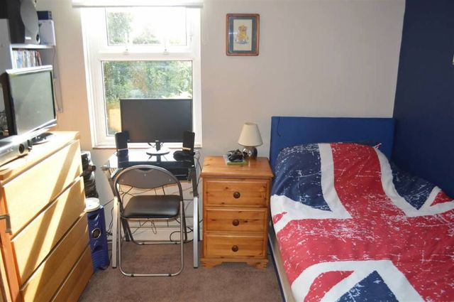  Image of 3 bedroom Property for sale in Huish Court Radstock BA3 at Huish Court Radstock Radstock, BA3 3LR