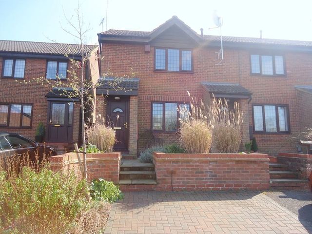  Image of 2 bedroom Detached house for sale in Hunters Oak Hemel Hempstead HP2 at Hunters Oak  Hemel Hempstead, HP2 7SN
