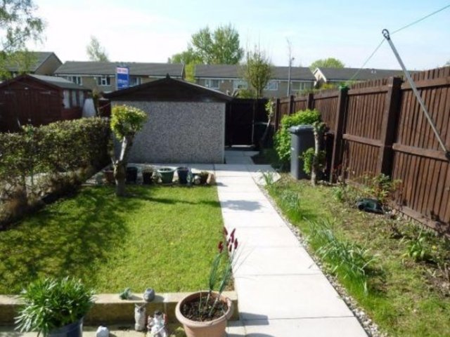  Image of 2 bedroom Property for sale in Hydale Court Low Moor Bradford BD12 at Bradford West Yorkshire Bradford, BD12 0EQ