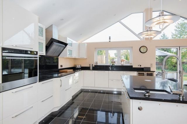  Image of 3 bedroom Detached house to rent in Worminghall Road Ickford Aylesbury HP18 at Worminghall Road Ickford Aylesbury, HP18 9JD