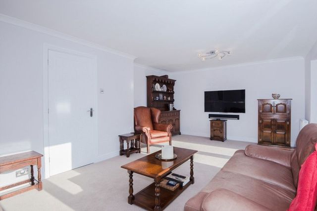  Image of 3 bedroom Detached house to rent in Worminghall Road Ickford Aylesbury HP18 at Worminghall Road Ickford Aylesbury, HP18 9JD