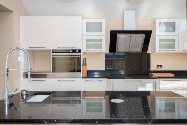  Image of 3 bedroom Detached house to rent in Worminghall Road Ickford Aylesbury HP18 at Worminghall Road Ickford Aylesbury, HP18 9JD