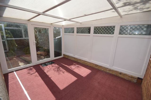  Image of 2 bedroom Detached house for sale in Icknield Way Luton LU3 at Icknield Way  Luton, LU3 2BX