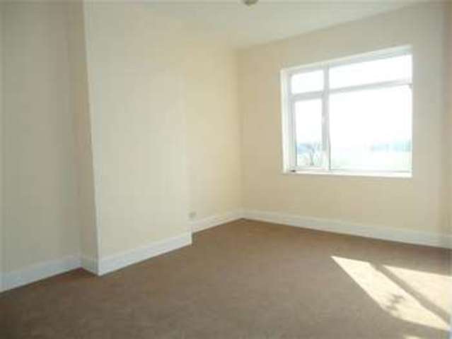  Image of 2 bedroom Apartment to rent in Ifton Terrace Rogiet Caldicot NP26 at Rogiet, NP26 3SU